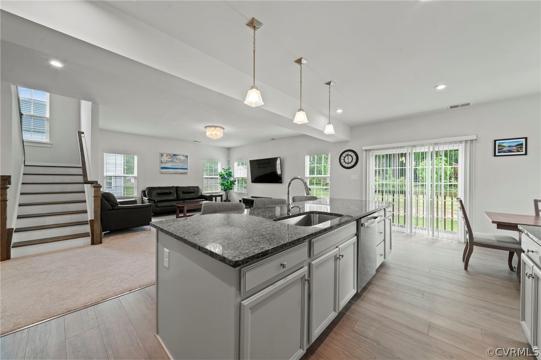 8725 Kingsland Park Dr