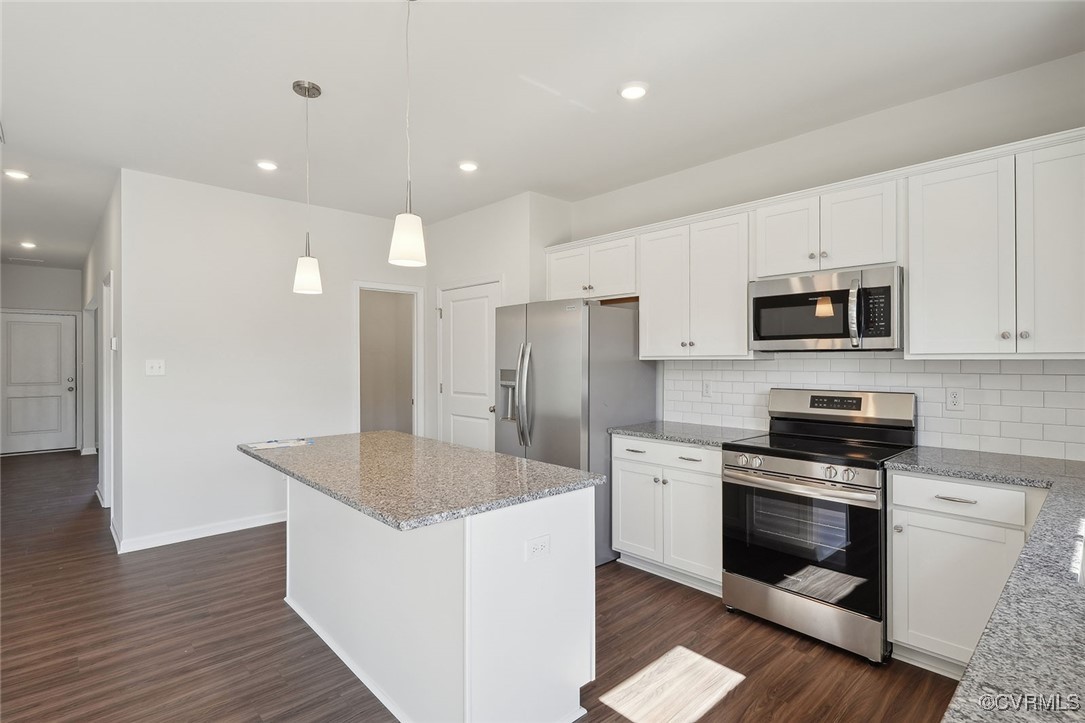 233 Bellevue Cir