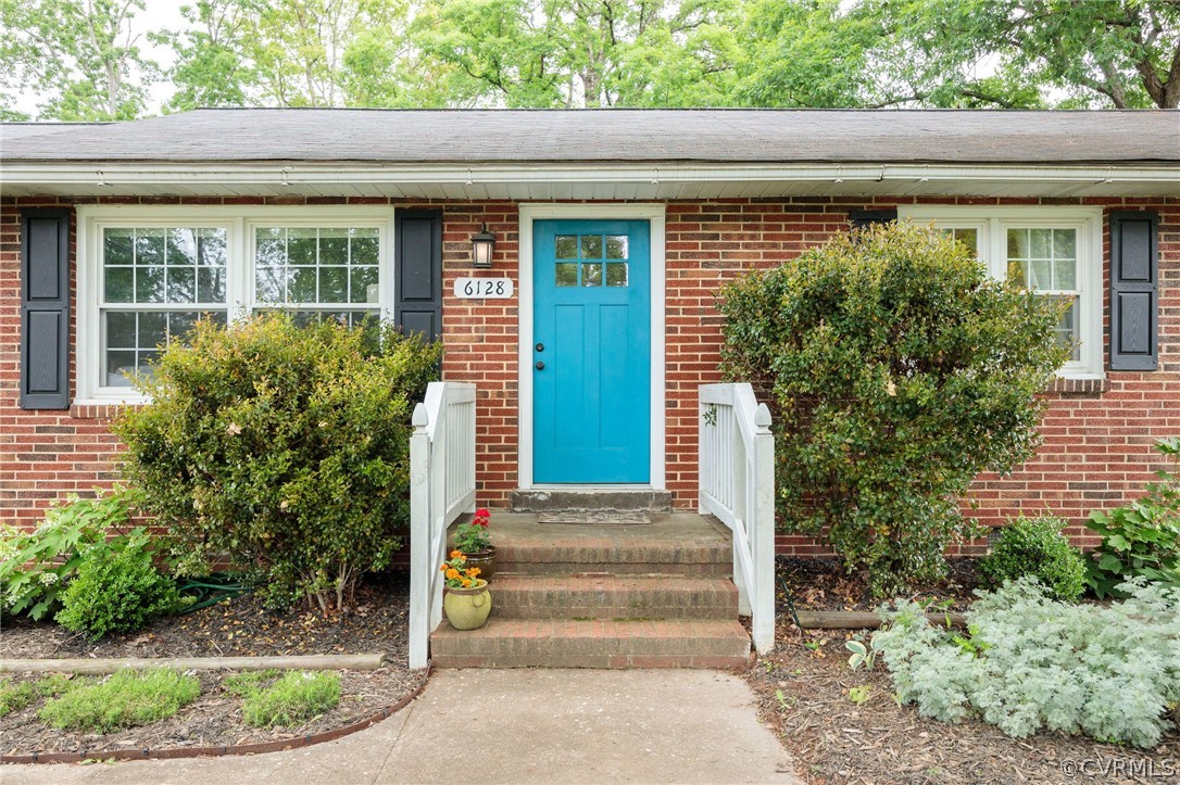 6128 Merrifield Dr