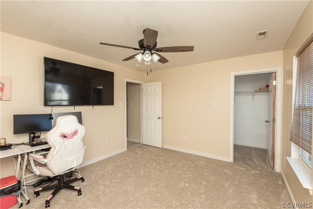 7124 Village Field Pl