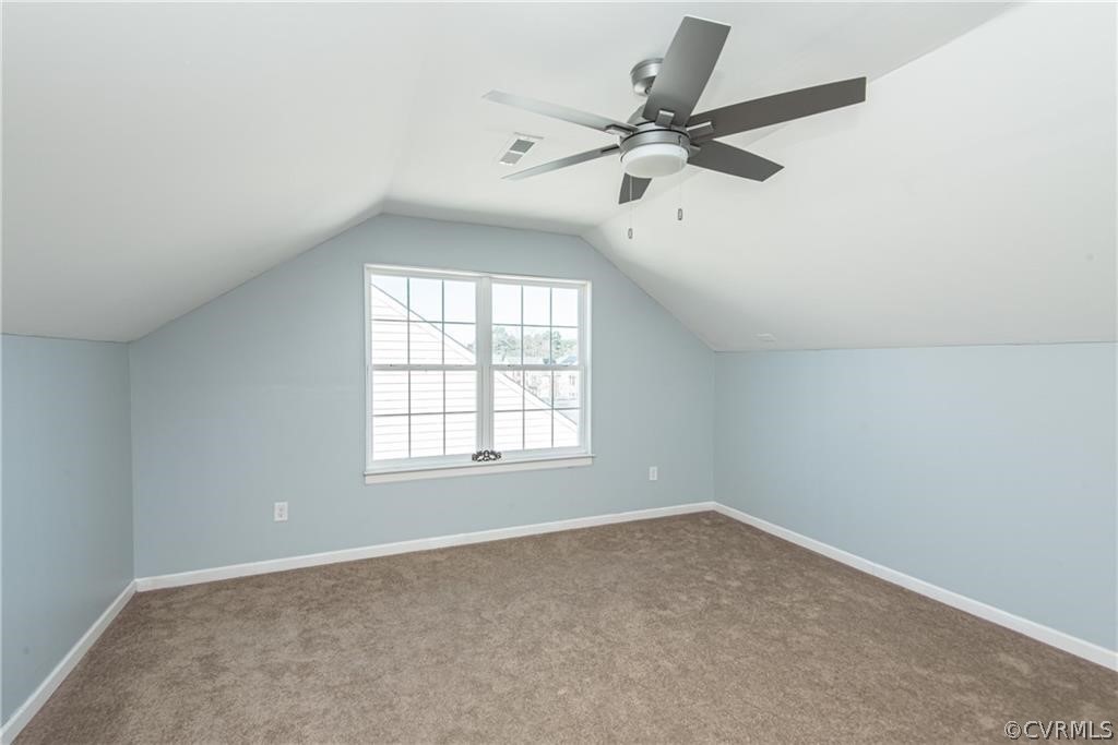 7124 Village Field Pl