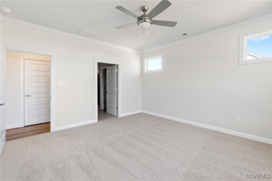 8477 Chimney Rock Dr