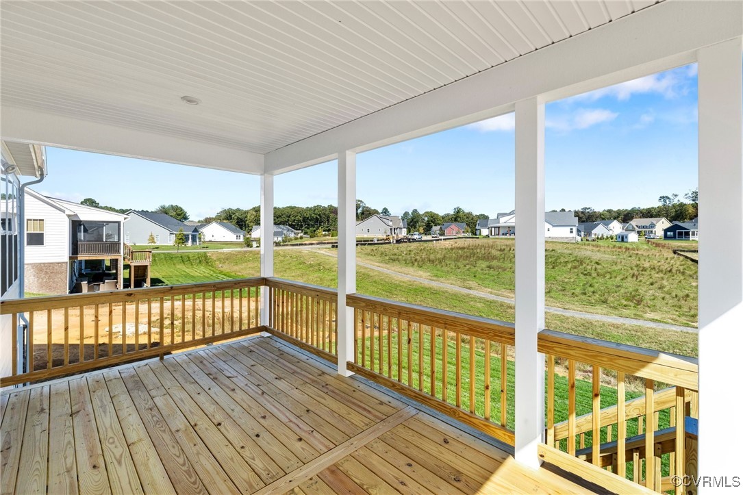 8477 Chimney Rock Dr