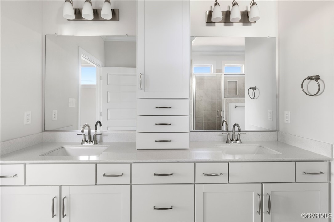 8477 Chimney Rock Dr