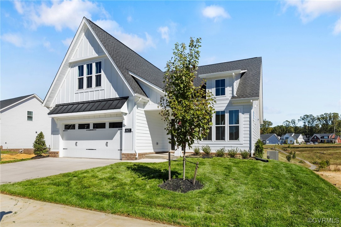 8477 Chimney Rock Dr