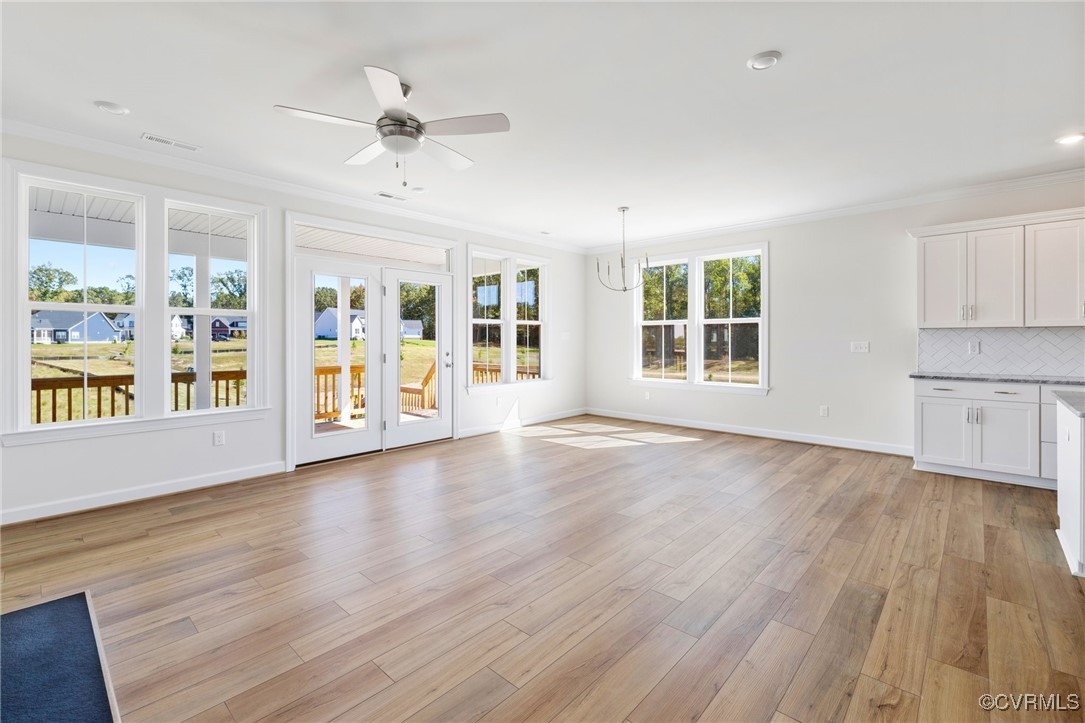 8477 Chimney Rock Dr