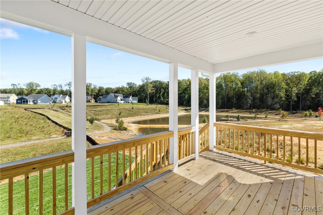 8477 Chimney Rock Dr