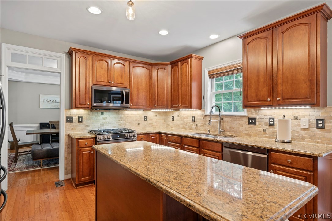 11400 Greenbrooke Ct