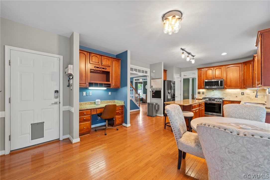 11400 Greenbrooke Ct