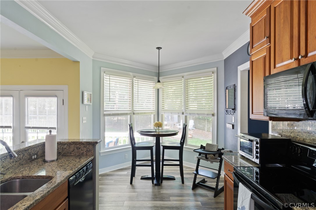 5909 Rosebay Forest Pl