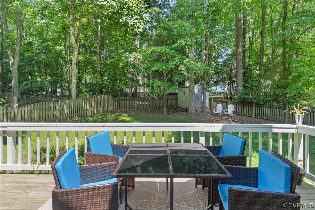 5909 Rosebay Forest Pl