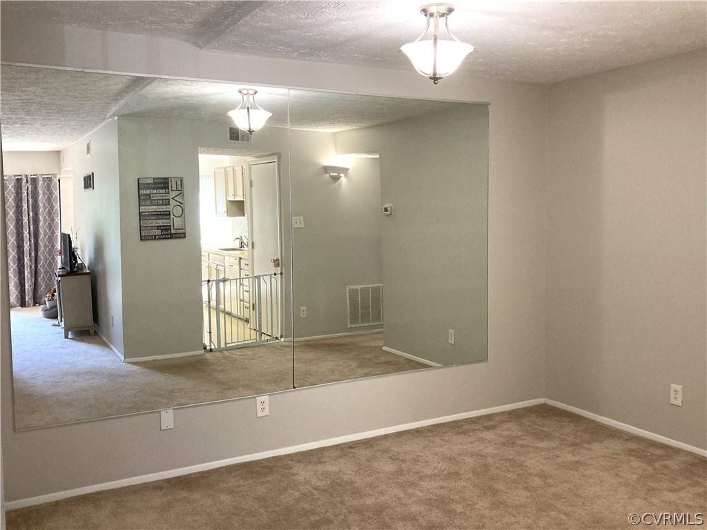 1503 Bronwyn Rd Unit#204