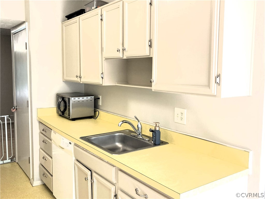 1503 Bronwyn Rd Unit#204