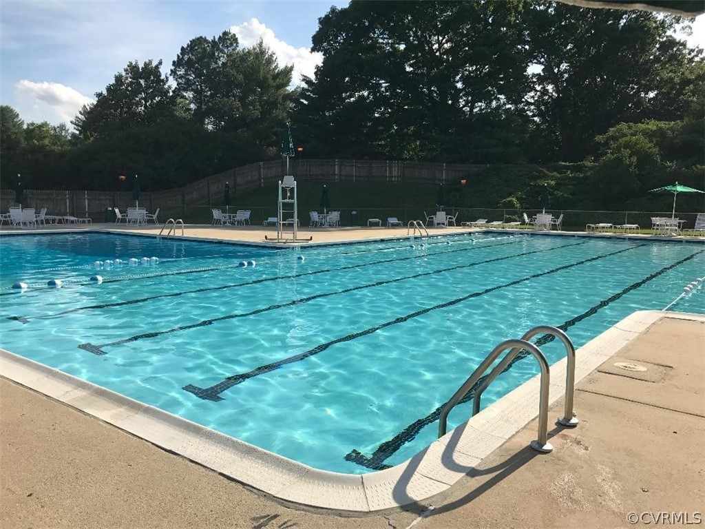 1503 Bronwyn Rd Unit#204