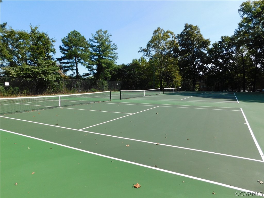 1503 Bronwyn Rd Unit#204