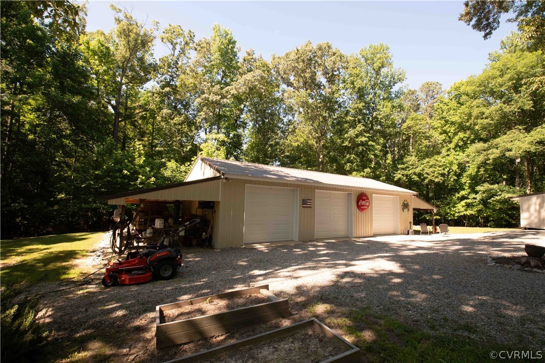 17801 W County Line Rd