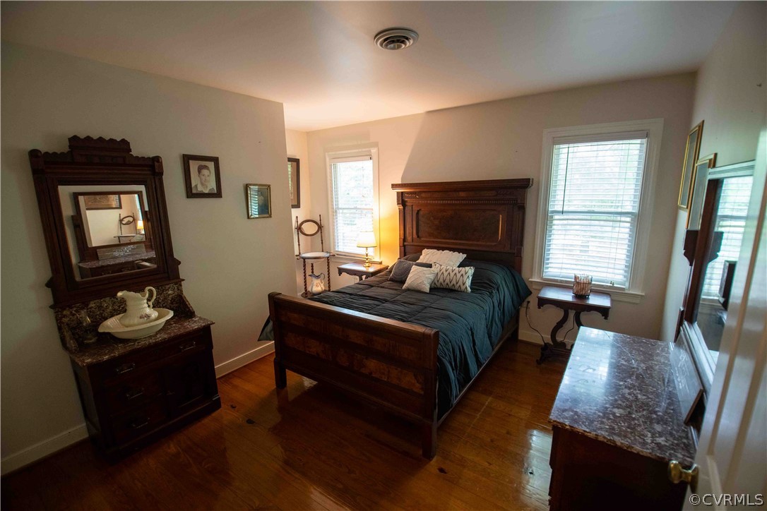 17801 W County Line Rd