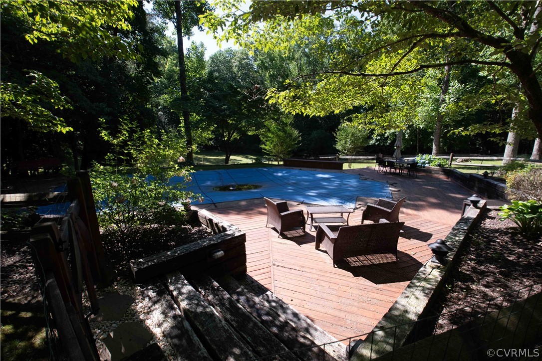 17801 W County Line Rd