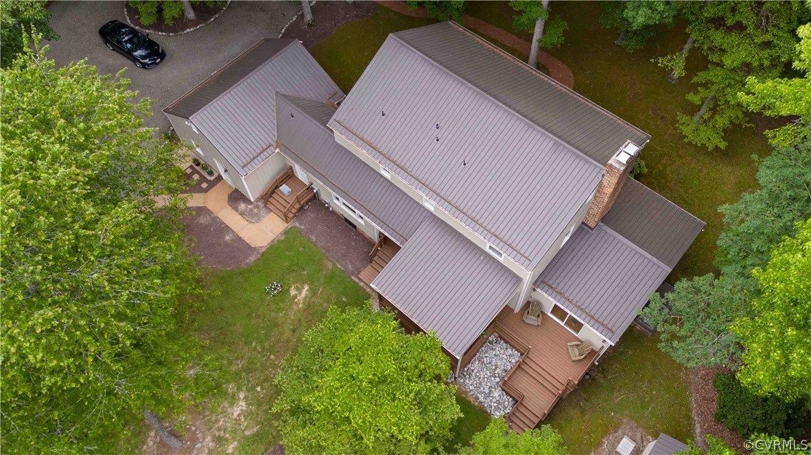 17801 W County Line Rd