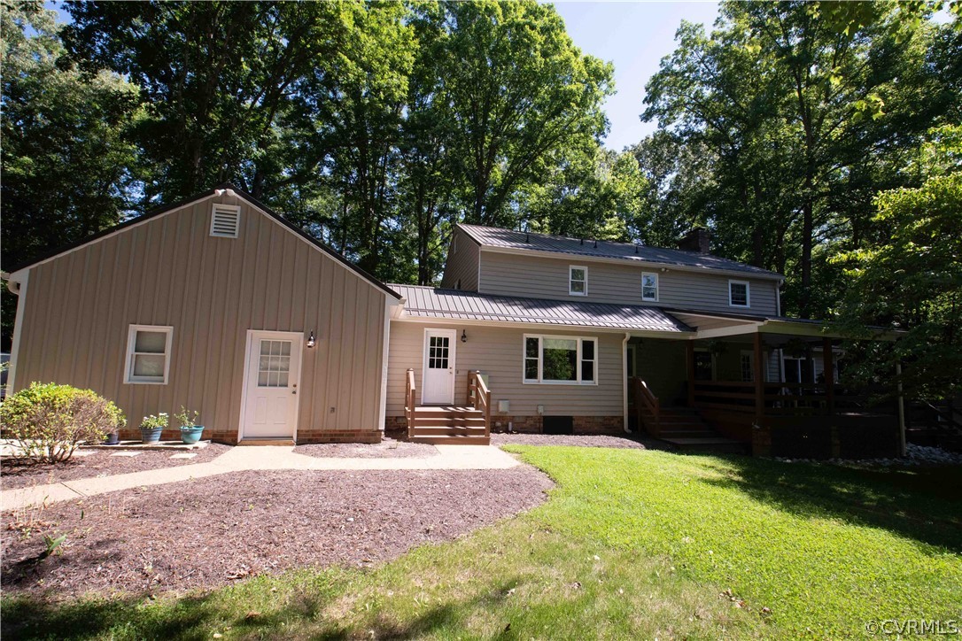 17801 W County Line Rd