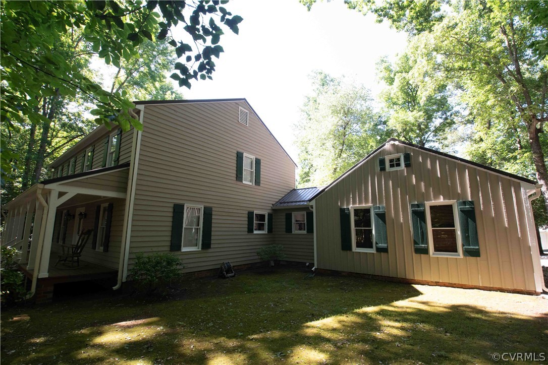 17801 W County Line Rd