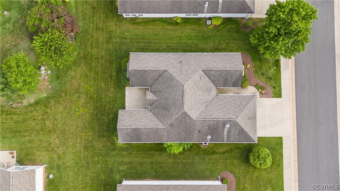 4120 English Holly Cir