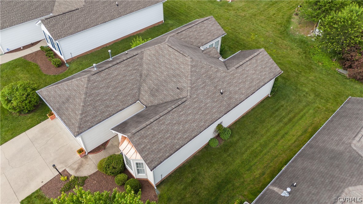 4120 English Holly Cir