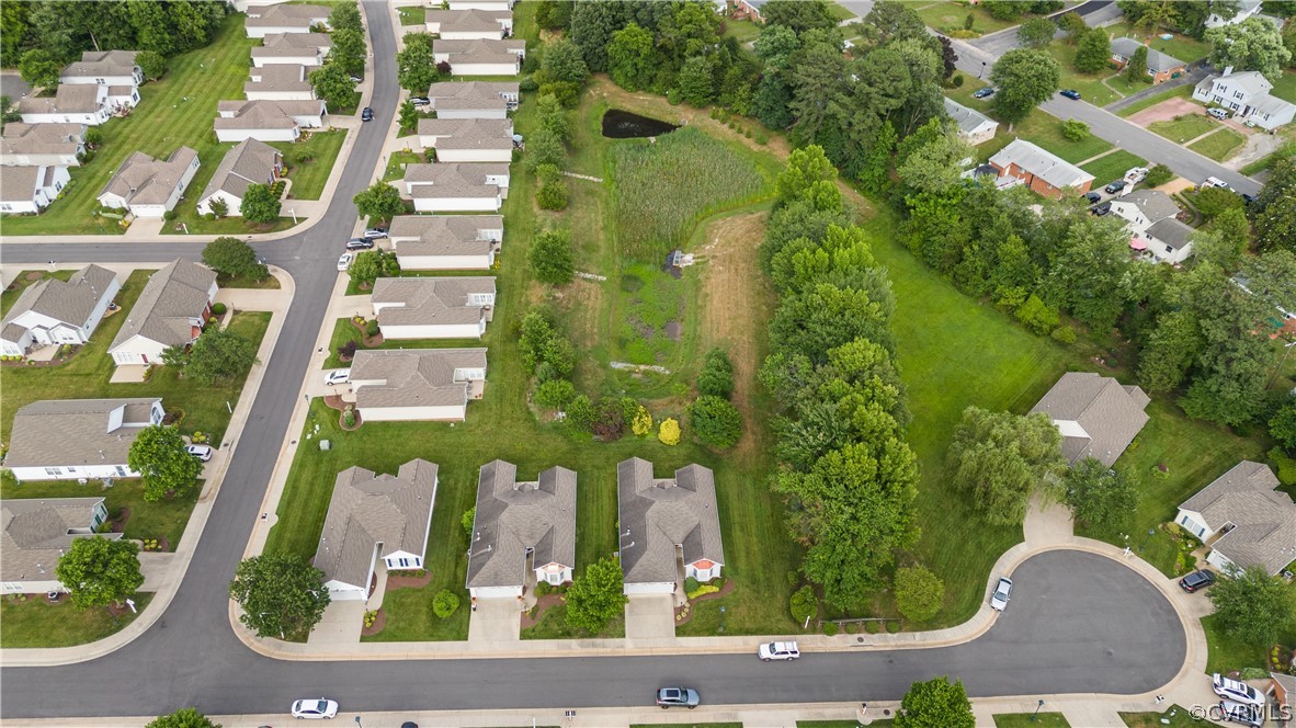 4120 English Holly Cir