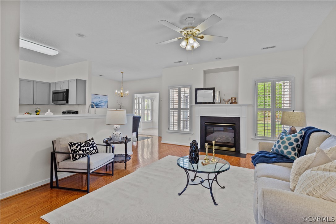 4120 English Holly Cir