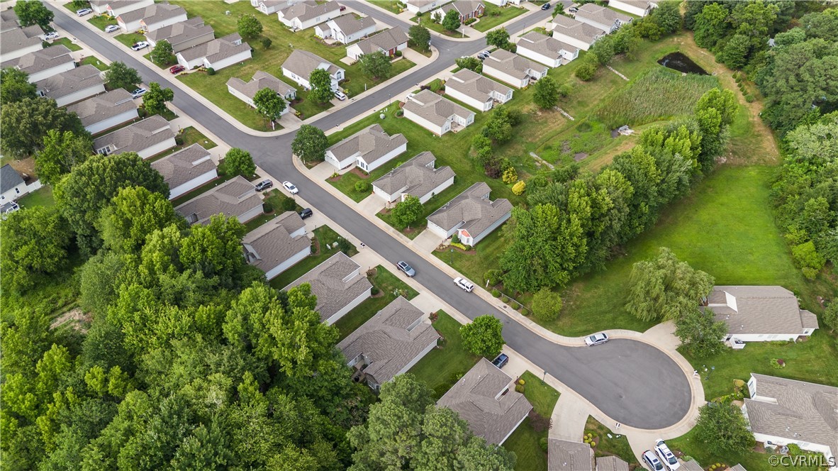 4120 English Holly Cir