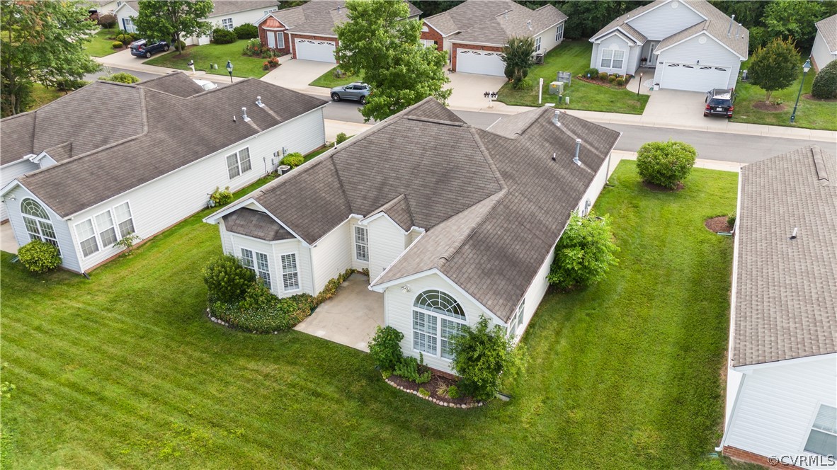 4120 English Holly Cir