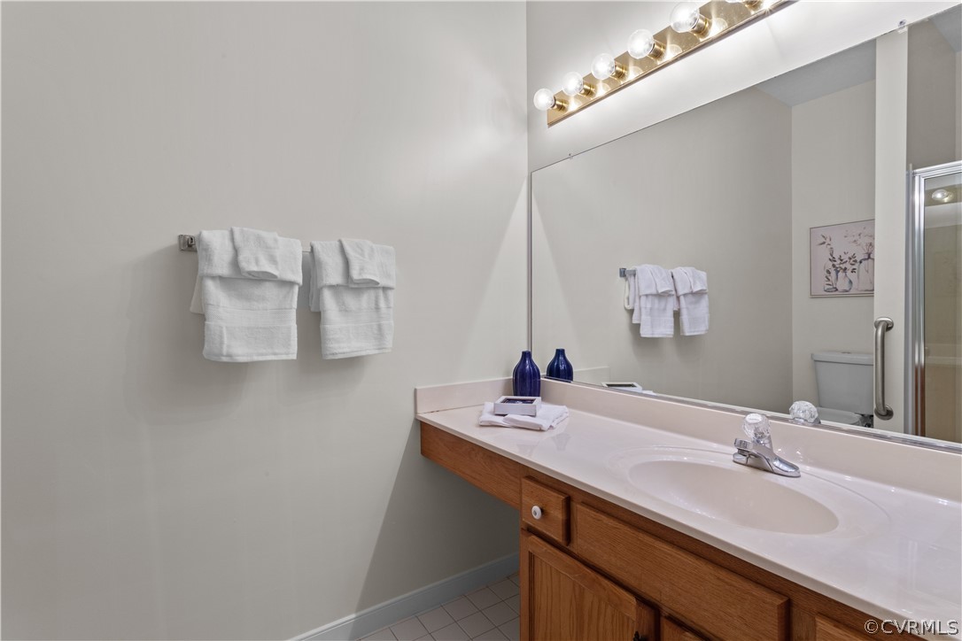 4120 English Holly Cir