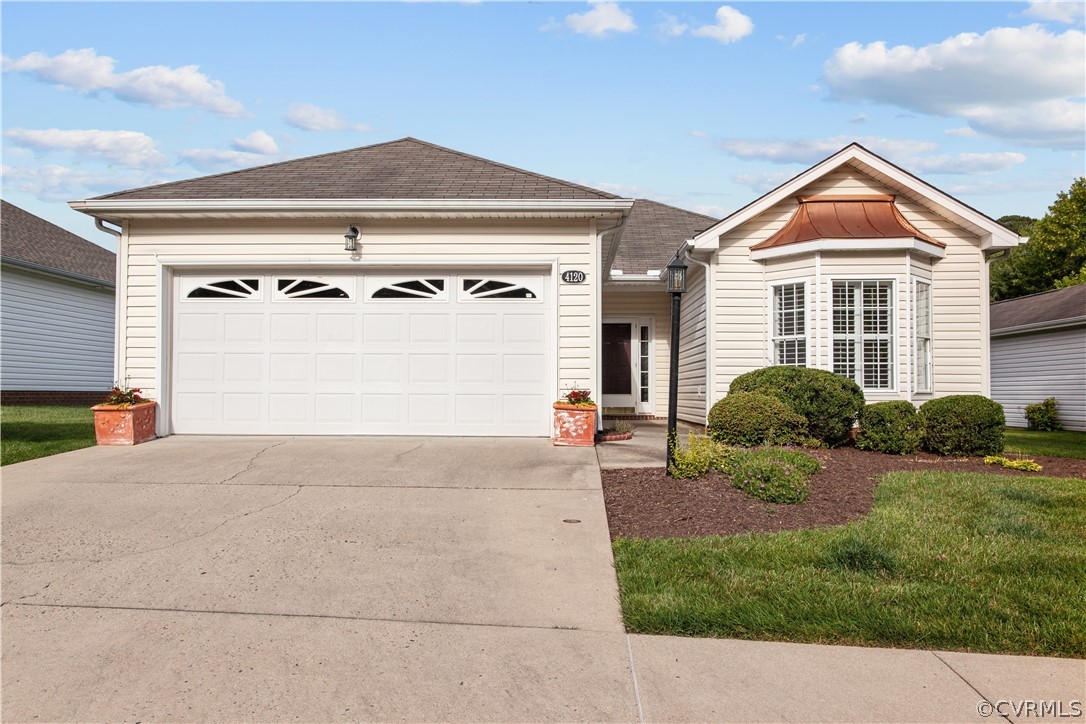 4120 English Holly Cir