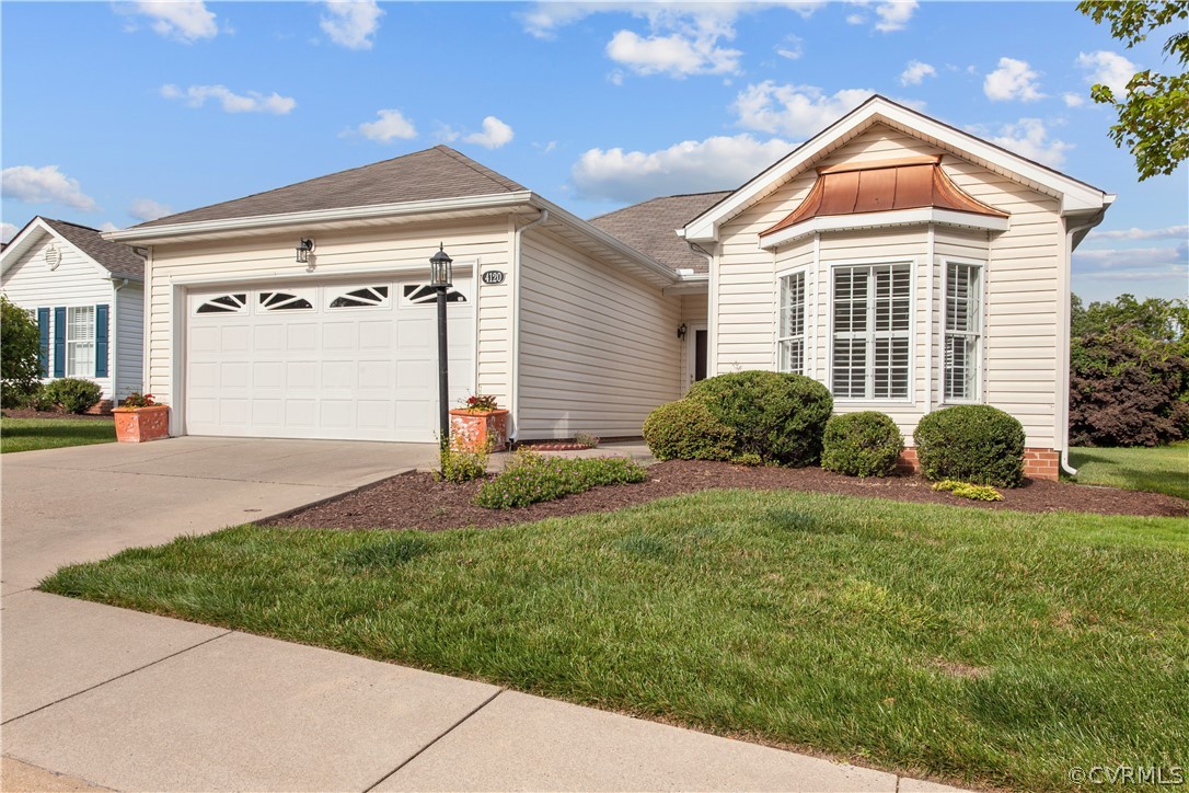 4120 English Holly Cir