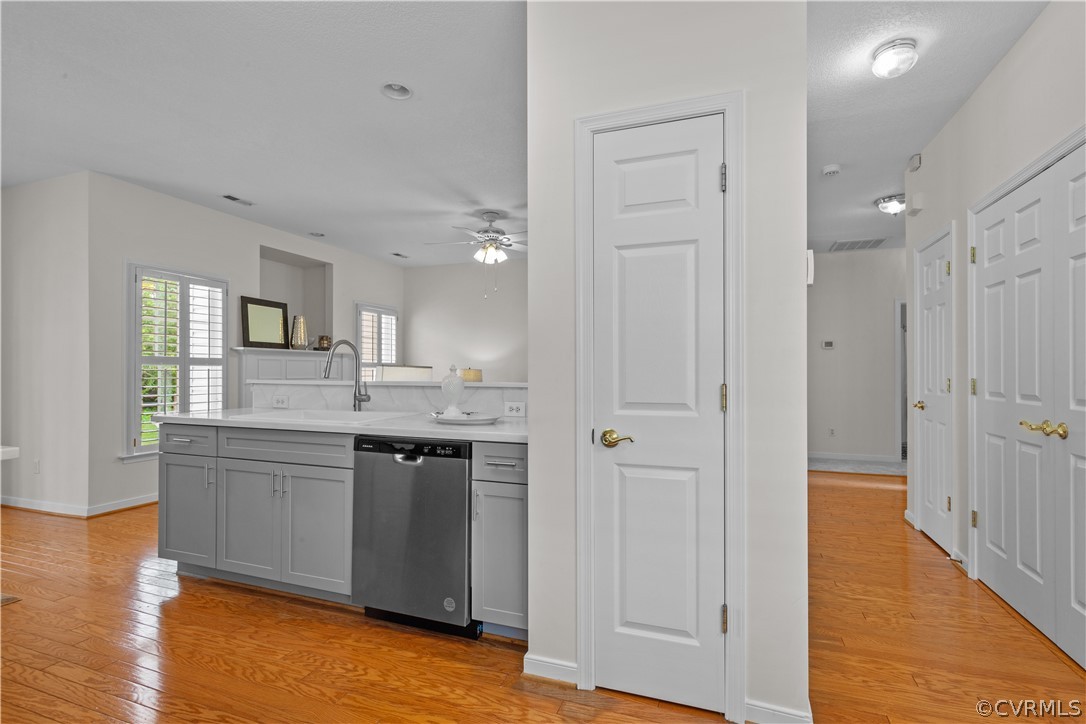 4120 English Holly Cir