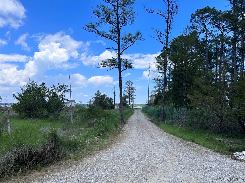 1581 Point Breeze Rd