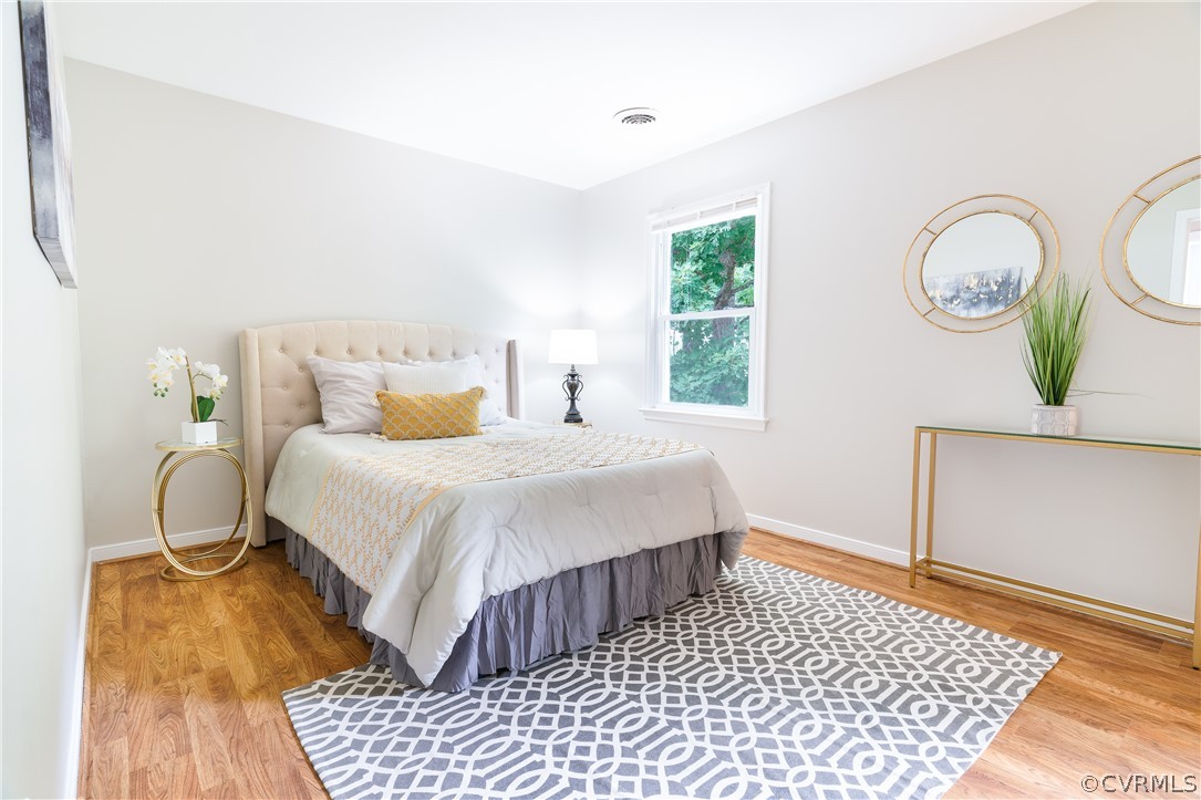 7705 Breaker Point Ct