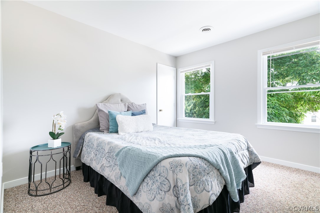 7705 Breaker Point Ct