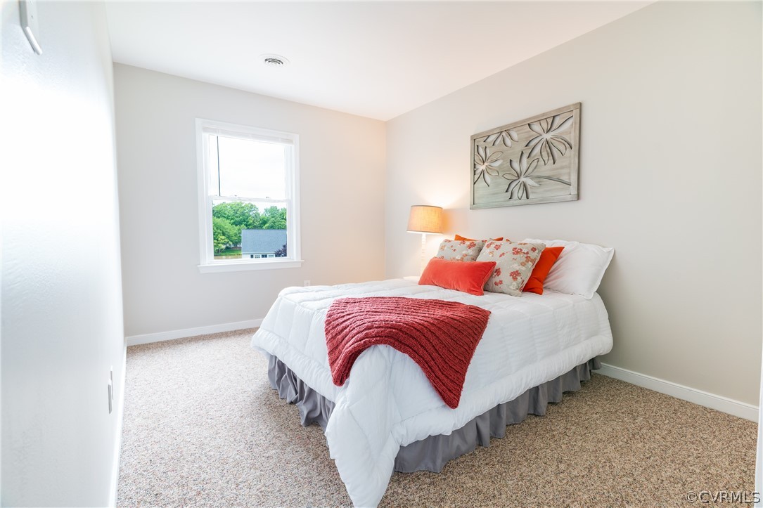 7705 Breaker Point Ct