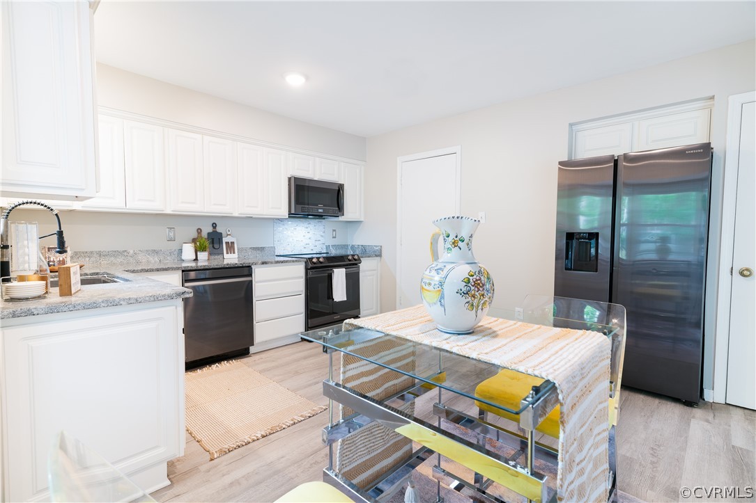 7705 Breaker Point Ct