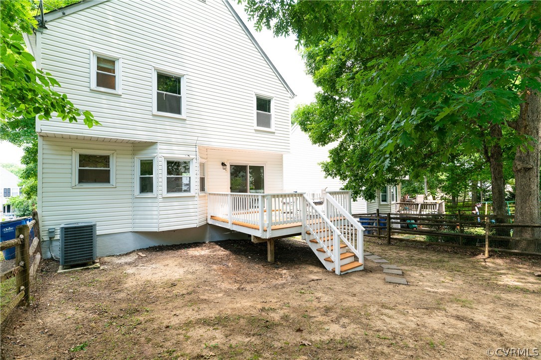 7705 Breaker Point Ct