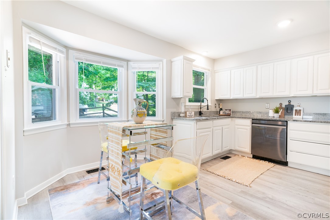 7705 Breaker Point Ct