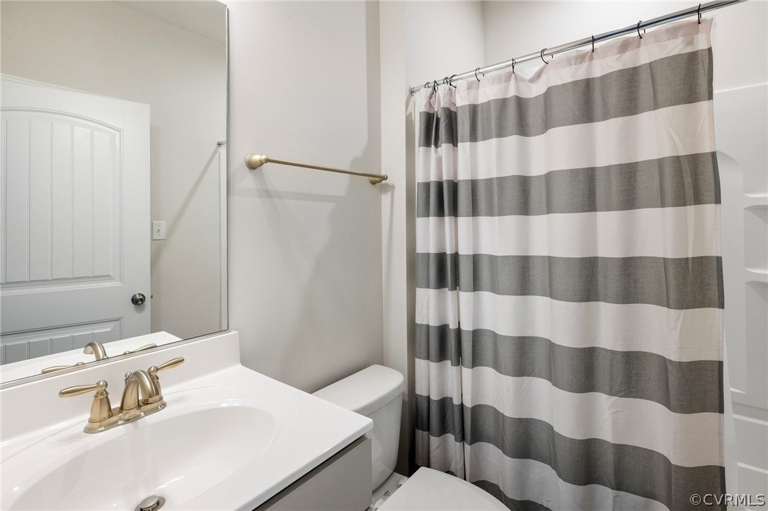 5719 Sterlingworth Dr