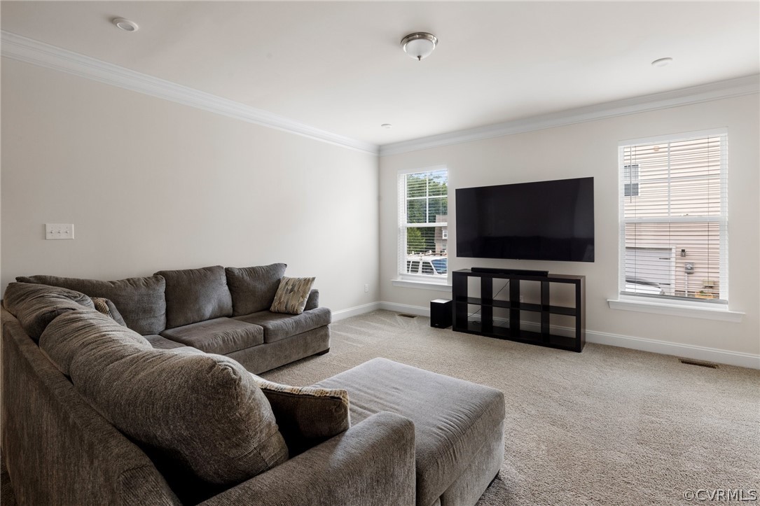 5719 Sterlingworth Dr