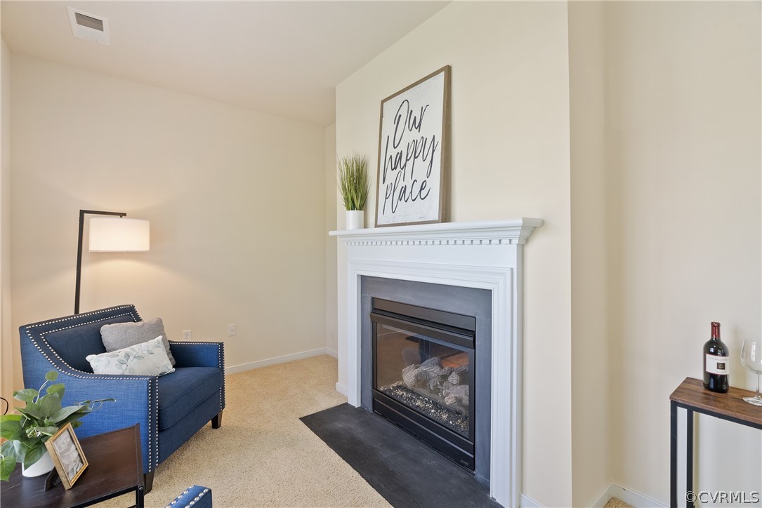 8092 Rose Hill Dr