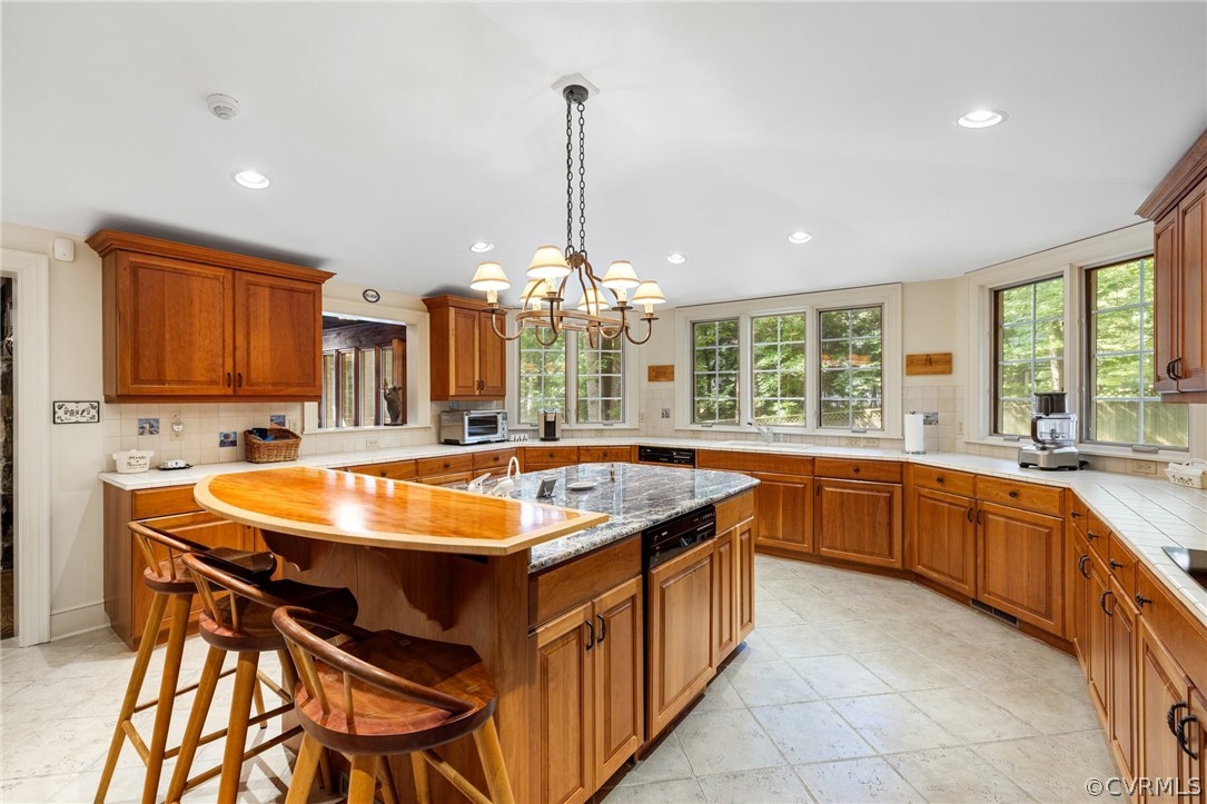 8703 Berwickshire Dr