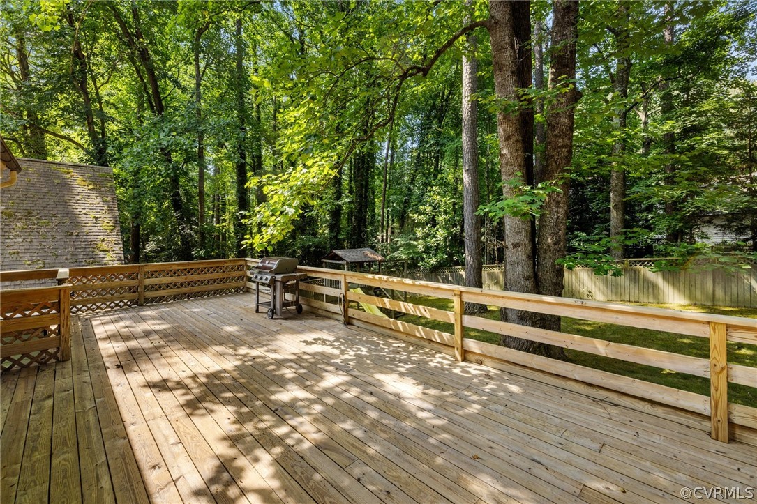 8703 Berwickshire Dr