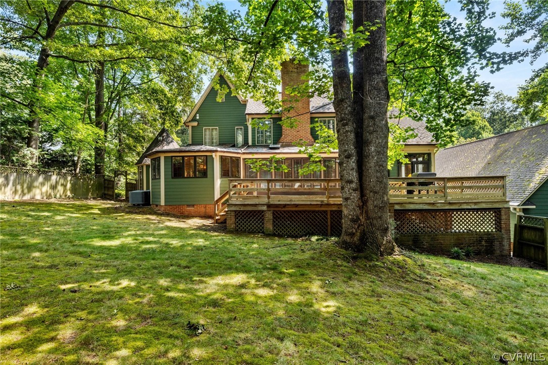 8703 Berwickshire Dr