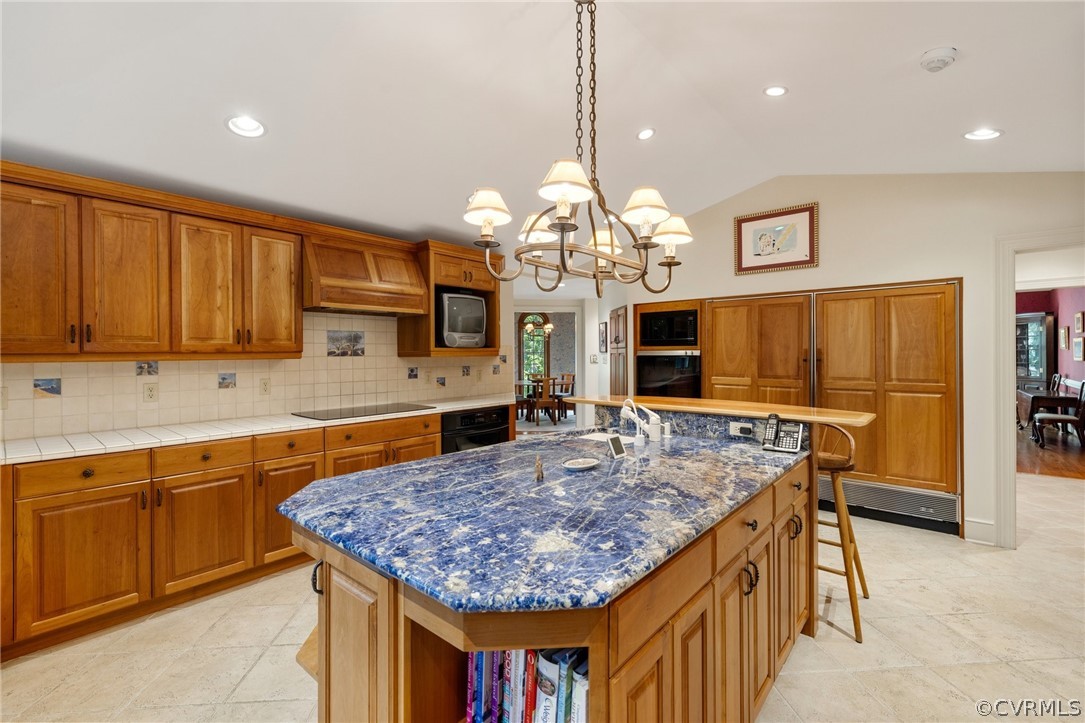 8703 Berwickshire Dr