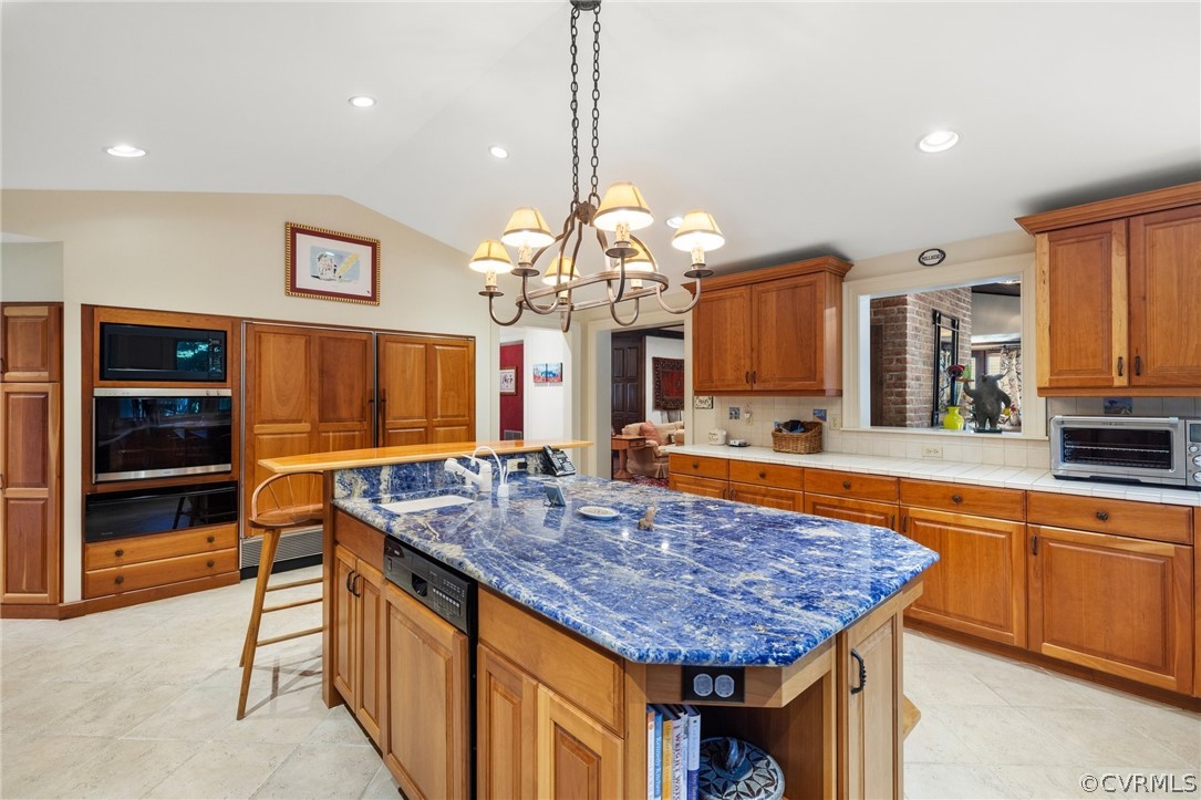 8703 Berwickshire Dr